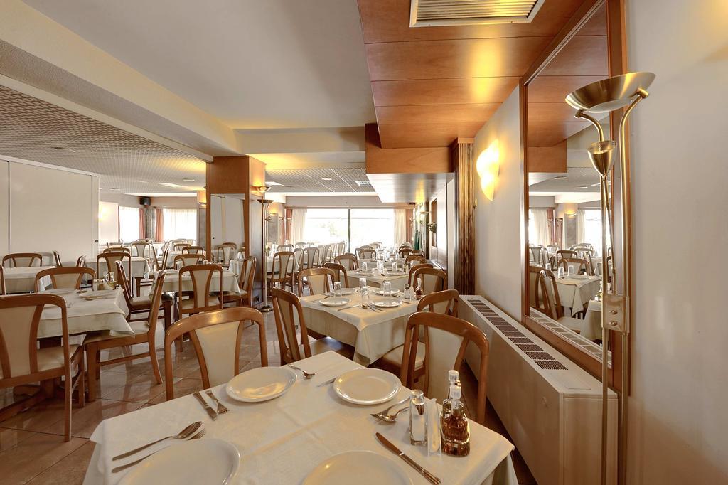 Esperia Hotel Kavála Kültér fotó